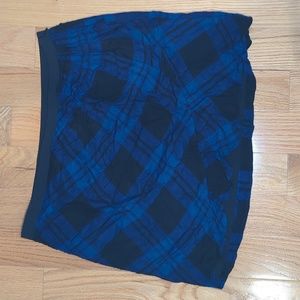 Gap blue and black cross pattern mini skirt